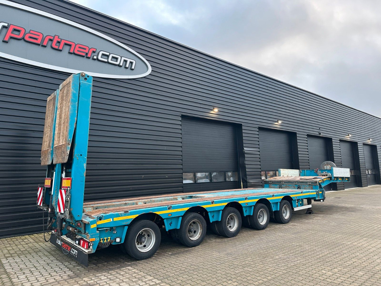 Faymonville 5 achs tieflader / Hydr. Verbreiterung HAUM-V - Niska poluprikolica za prevoz: slika 2 Faymonville 5 achs tieflader / Hydr. Verbreiterung HAUM-V - Niska poluprikolica za prevoz: slika 2