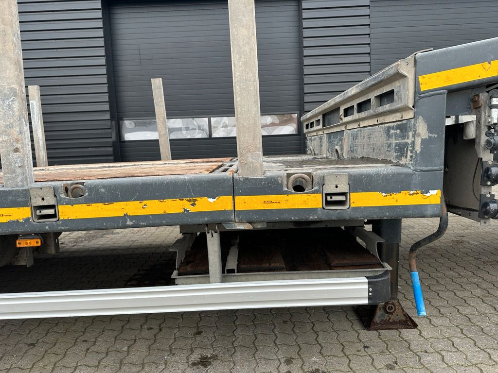 Faymonville Maxtrailer 4 achs tieflader / Zwangslenkung - Niska poluprikolica za prevoz: slika 3 Faymonville Maxtrailer 4 achs tieflader / Zwangslenkung - Niska poluprikolica za prevoz: slika 3