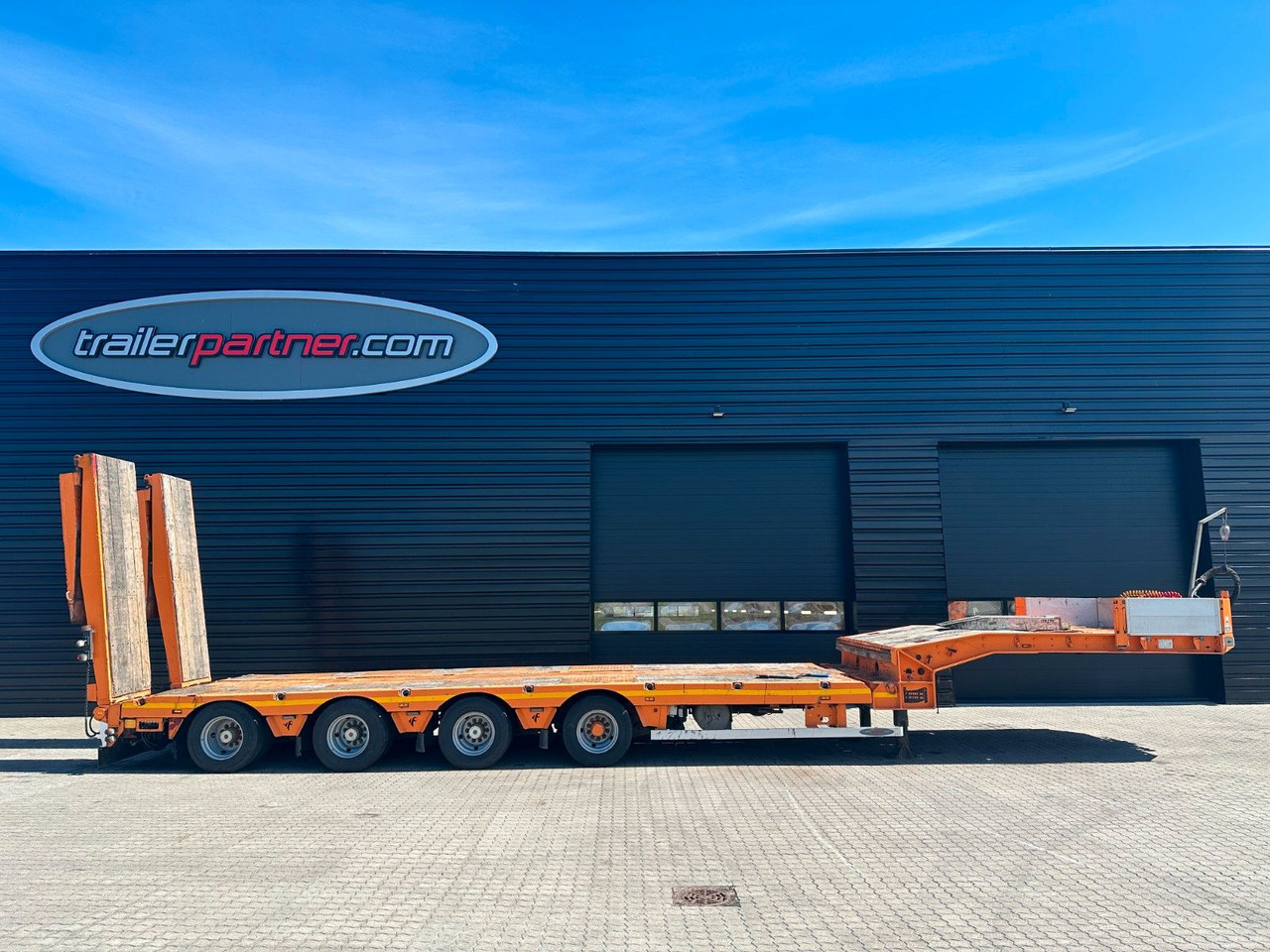 Faymonville Multimax 4 achs tieflader / Hydr. verbretiterung Faymonville Multimax 4 achs tieflader / Hydr. verbretiterung - Niska poluprikolica za prevoz: slika 1 Faymonville Multimax 4 achs tieflader / Hydr. verbretiterung Faymonville Multimax 4 achs tieflader / Hydr. verbretiterung - Niska poluprikolica za prevoz: slika 1