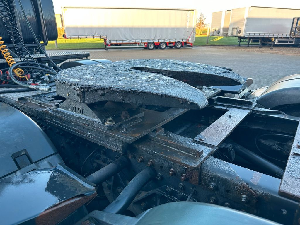 MAN TGX 41.540 8x4 MAN TGX 41.540 8x4 - Tegljač: slika 5 MAN TGX 41.540 8x4 MAN TGX 41.540 8x4 - Tegljač: slika 5