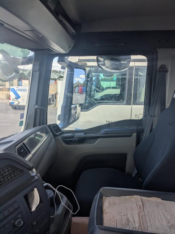 MAN TGS 26.470 - Kamion sa hidrauličnom kukom: slika 4 MAN TGS 26.470 - Kamion sa hidrauličnom kukom: slika 4