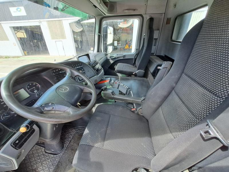 Mercedes Actros 2541 L - Kamion sa hidrauličnom kukom: slika 5 Mercedes Actros 2541 L - Kamion sa hidrauličnom kukom: slika 5