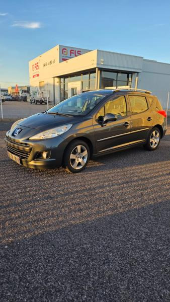 Peugeot 207 SW - Karavan: slika 1 Peugeot 207 SW - Karavan: slika 1