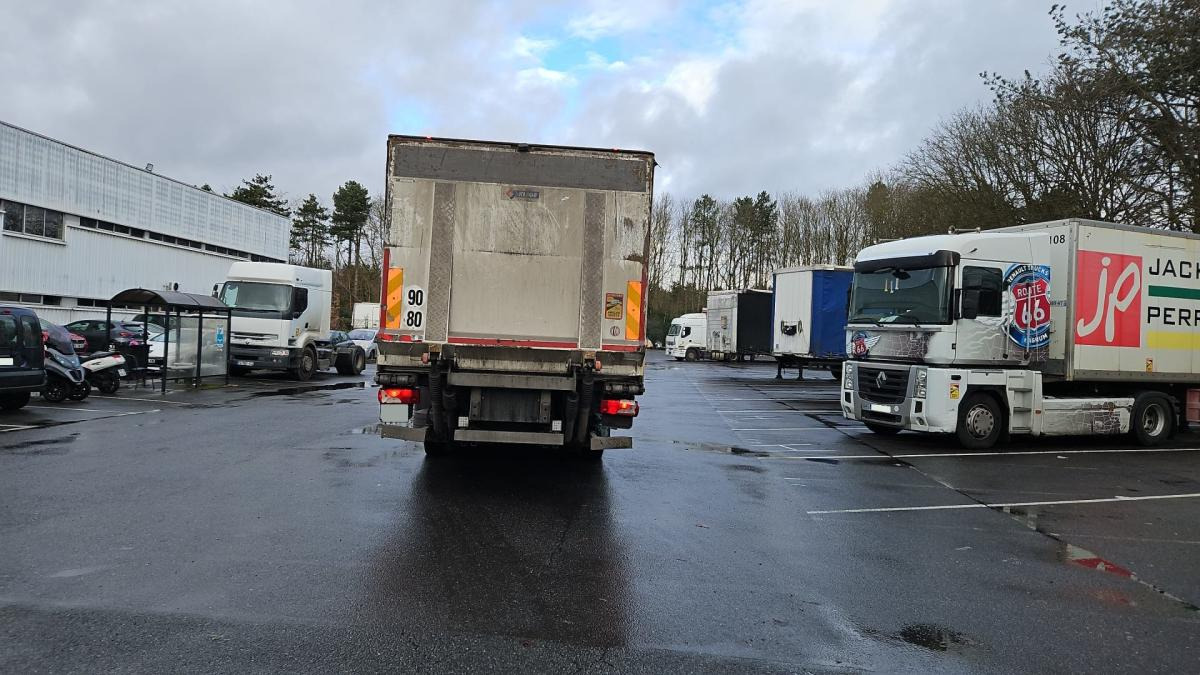 Scania P 370 - Hladnjača: slika 4 Scania P 370 - Hladnjača: slika 4