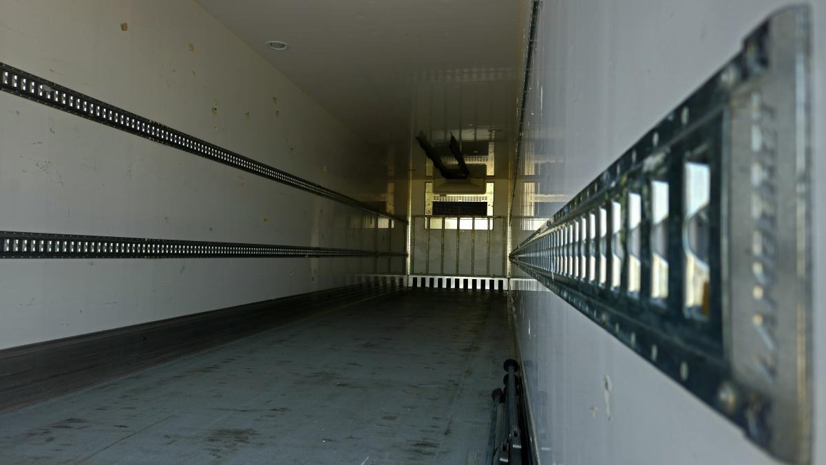 Schmitz Cargobull / Chereau / Lamberet (Location / Rent) - Poluprikolica hladnjače: slika 4 Schmitz Cargobull / Chereau / Lamberet (Location / Rent) - Poluprikolica hladnjače: slika 4