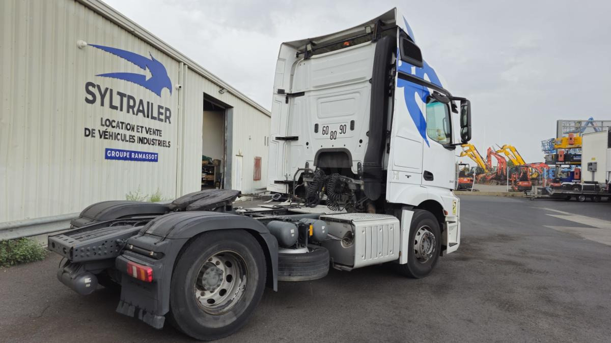 Mercedes Actros 1843 - Tegljač: slika 3 Mercedes Actros 1843 - Tegljač: slika 3