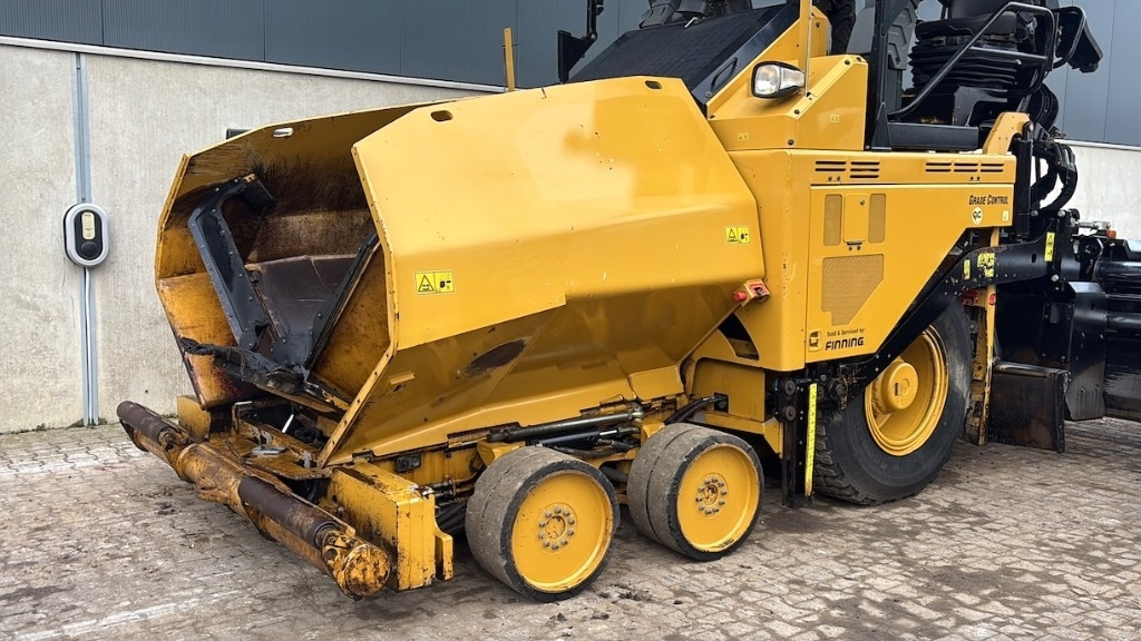 CAT AP 500 F - AP500 Asphalt Paver - Asfaltni finišer: slika 4 CAT AP 500 F - AP500 Asphalt Paver - Asfaltni finišer: slika 4