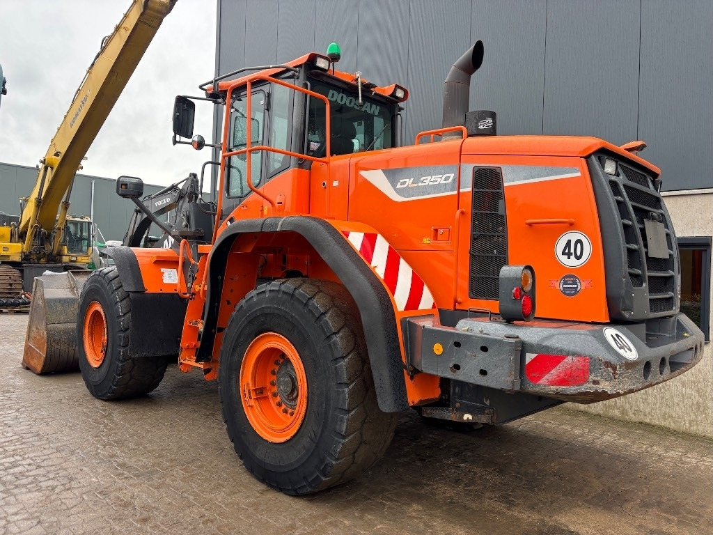 Doosan DL 350-5 - DL350-5 - DL 350 - Utovarivač točkaš: slika 3 Doosan DL 350-5 - DL350-5 - DL 350 - Utovarivač točkaš: slika 3