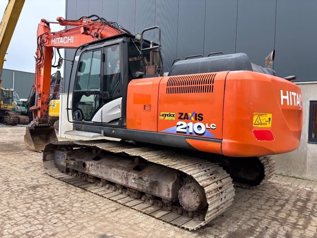 Hitachi ZX 210 LC-6 - ZX210LC - Bager guseničar: slika 3 Hitachi ZX 210 LC-6 - ZX210LC - Bager guseničar: slika 3