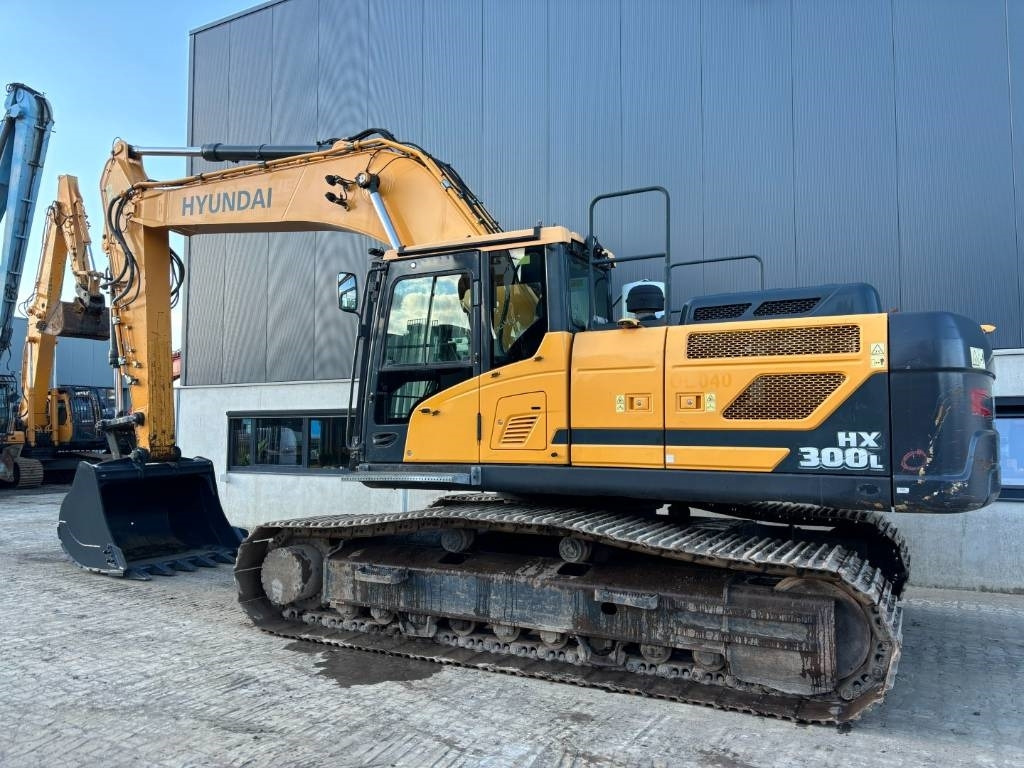 Hyundai HX300L -- HX 300 L - Bager guseničar: slika 2 Hyundai HX300L -- HX 300 L - Bager guseničar: slika 2