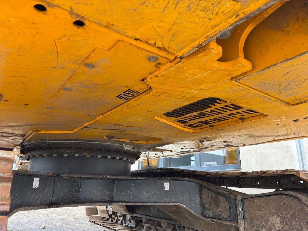 Bager guseničar JCB 220 XL 4F - 220 X: slika 25