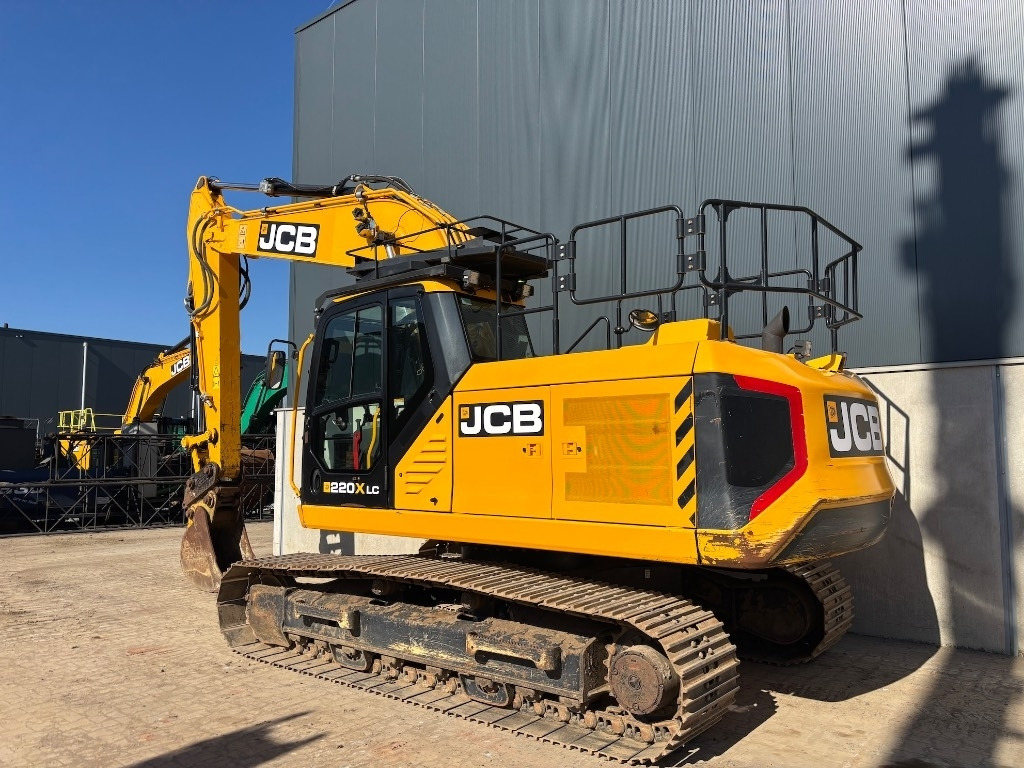 JCB 220 XL 4F -- 220X LC -- 220 X LC - 220 - Bager guseničar: slika 3 JCB 220 XL 4F -- 220X LC -- 220 X LC - 220 - Bager guseničar: slika 3