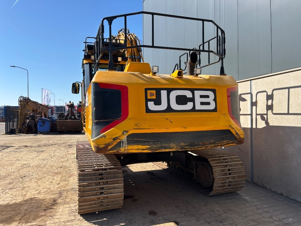 JCB 220 XL 4F -- 220X LC -- 220 X LC - Bager guseničar: slika 5 JCB 220 XL 4F -- 220X LC -- 220 X LC - Bager guseničar: slika 5