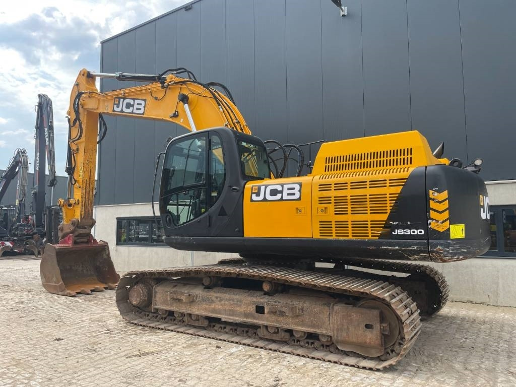 JCB JS300LC -- JS 300 LC - Bager guseničar: slika 3 JCB JS300LC -- JS 300 LC - Bager guseničar: slika 3