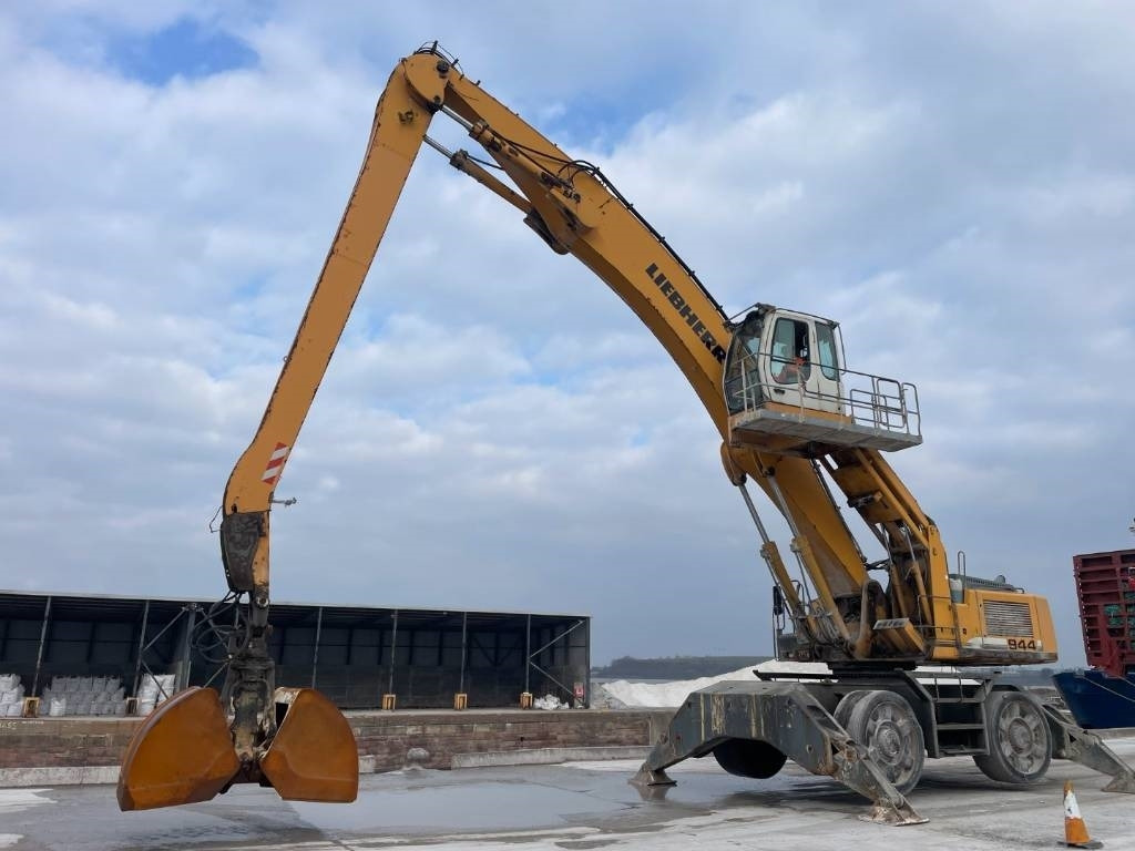 Liebherr A 944 C HD - Bager za obradu otpada/ Industrije: slika 1 Liebherr A 944 C HD - Bager za obradu otpada/ Industrije: slika 1