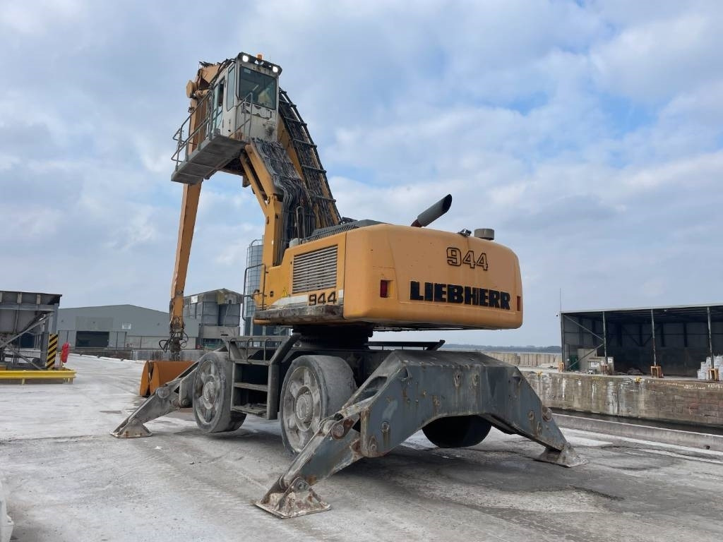 Liebherr A 944 C HD - Bager za obradu otpada/ Industrije: slika 5 Liebherr A 944 C HD - Bager za obradu otpada/ Industrije: slika 5
