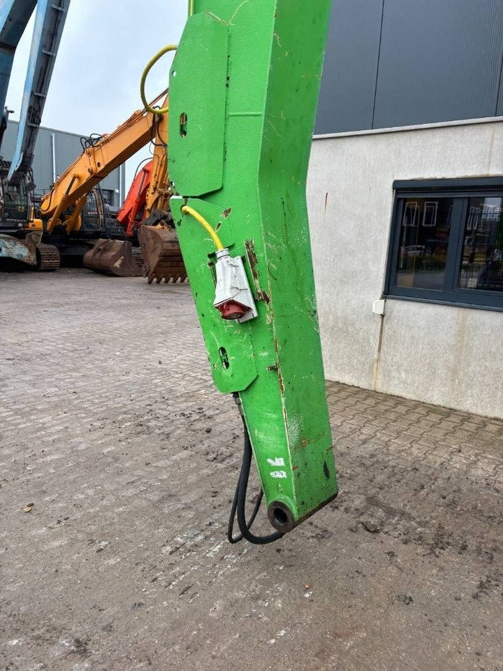 Sennebogen 835R HD -- Hydr undercarriage -- 835 - Bager za obradu otpada/ Industrije: slika 5 Sennebogen 835R HD -- Hydr undercarriage -- 835 - Bager za obradu otpada/ Industrije: slika 5
