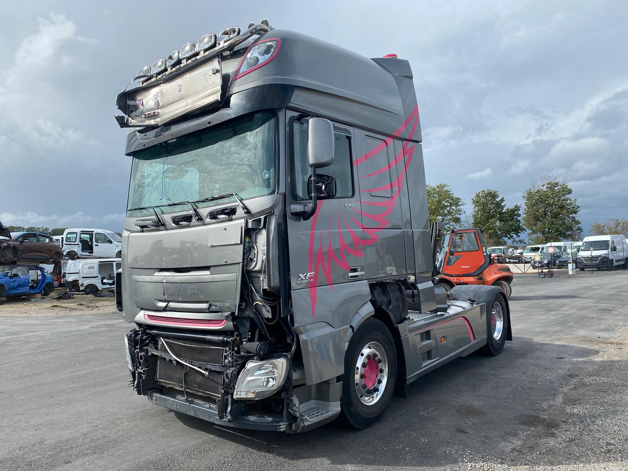 DAF XF 510 Super Space Cab - Tegljač: slika 1 DAF XF 510 Super Space Cab - Tegljač: slika 1