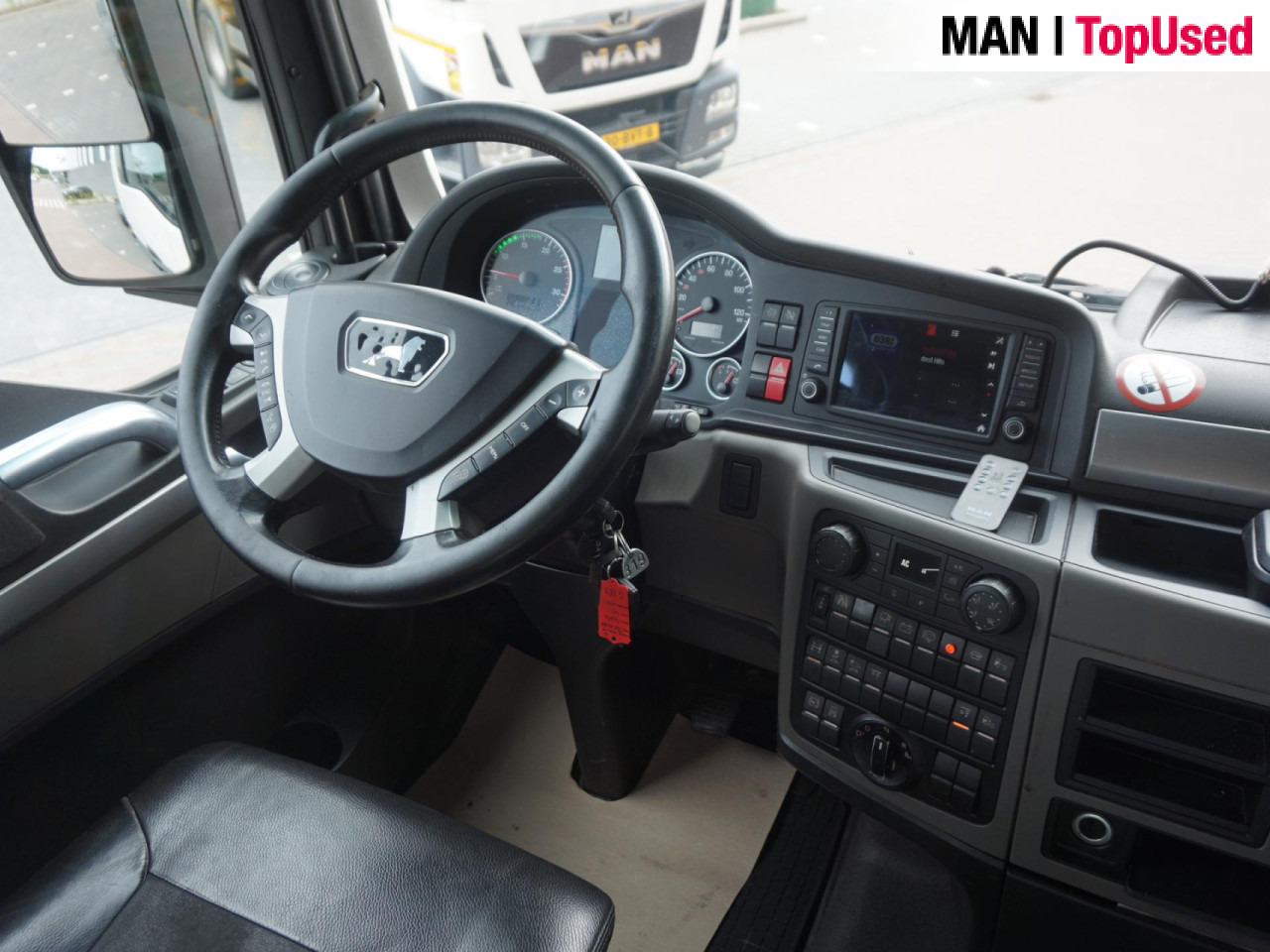 MAN TGX 26.510 6X2-4 LL / BDF / Lift-Axle / Euro 6 - Kamion za prevoz kontejnera/ Kamion sa promenjivim sandukom: slika 5 MAN TGX 26.510 6X2-4 LL / BDF / Lift-Axle / Euro 6 - Kamion za prevoz kontejnera/ Kamion sa promenjivim sandukom: slika 5