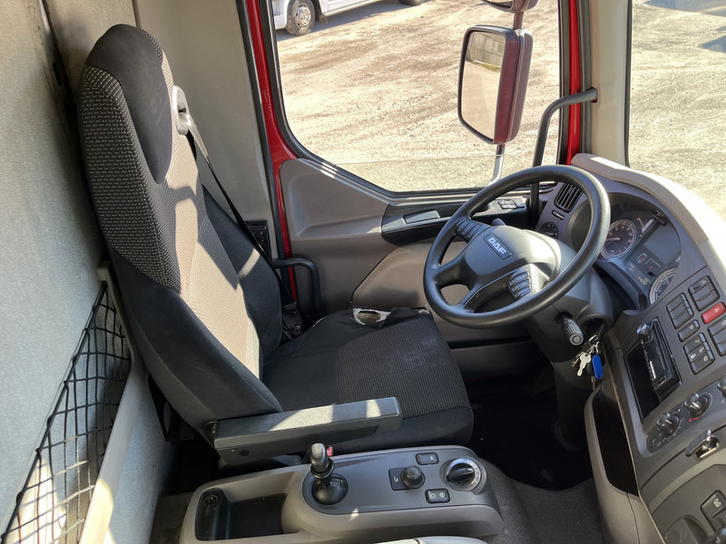 DAF LF 210 FA / 12 Ton / 416 dkm / Koffer / LBW / NL LKW - Kamion sa zatvorenim sandukom: slika 3 DAF LF 210 FA / 12 Ton / 416 dkm / Koffer / LBW / NL LKW - Kamion sa zatvorenim sandukom: slika 3