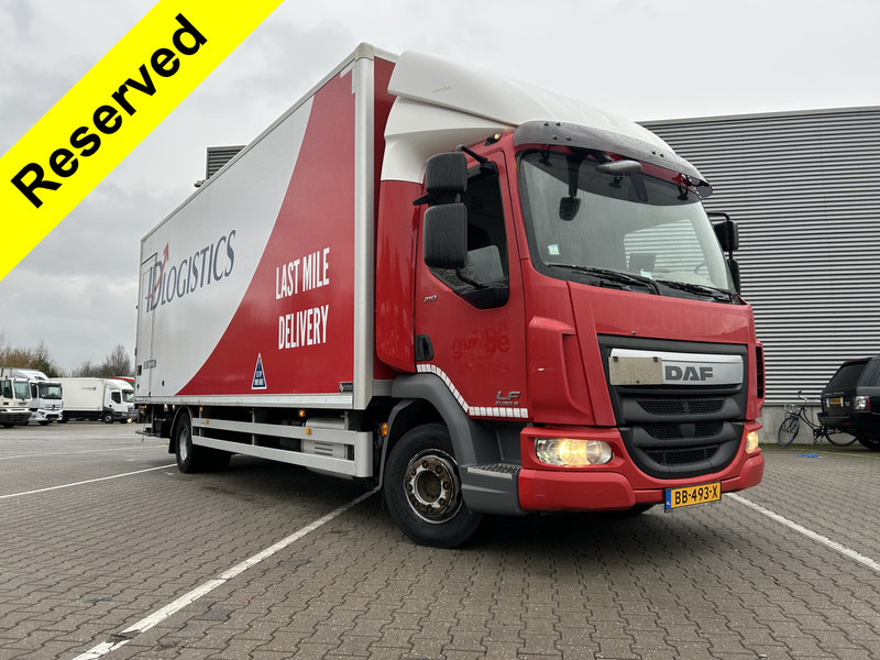 DAF LF 210 FA / 12 Ton / 450 dkm / Tacho V2 / Box / Laadklep / APK TUV 09-26 - Kamion sa zatvorenim sandukom: slika 1 DAF LF 210 FA / 12 Ton / 450 dkm / Tacho V2 / Box / Laadklep / APK TUV 09-26 - Kamion sa zatvorenim sandukom: slika 1