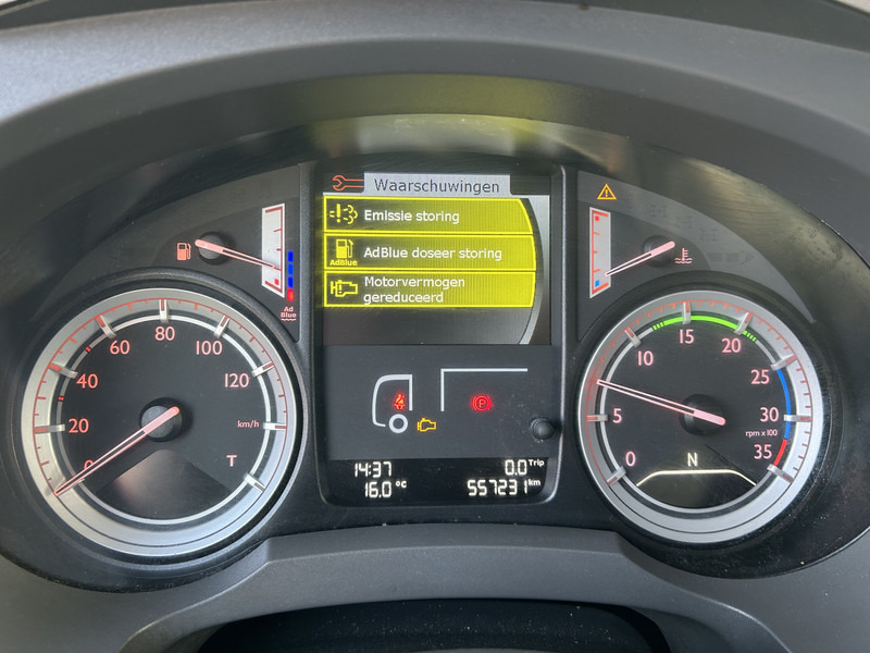 DAF LF 210 FA / 12 Ton / 557 dlm / Curtainside / Loadlift / APK TUV 05-26 - Kamion sa ceradom: slika 4 DAF LF 210 FA / 12 Ton / 557 dlm / Curtainside / Loadlift / APK TUV 05-26 - Kamion sa ceradom: slika 4