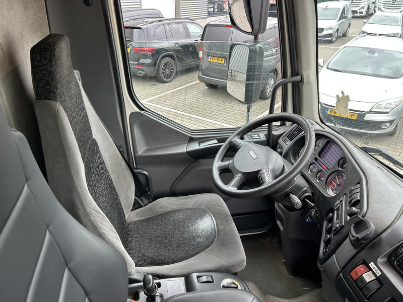 DAF LF55 220 Euro 4 / 12 Ton / 673 dkm / Box / Loadlift / APK TUV 01-26 - Kamion sa zatvorenim sandukom: slika 3 DAF LF55 220 Euro 4 / 12 Ton / 673 dkm / Box / Loadlift / APK TUV 01-26 - Kamion sa zatvorenim sandukom: slika 3