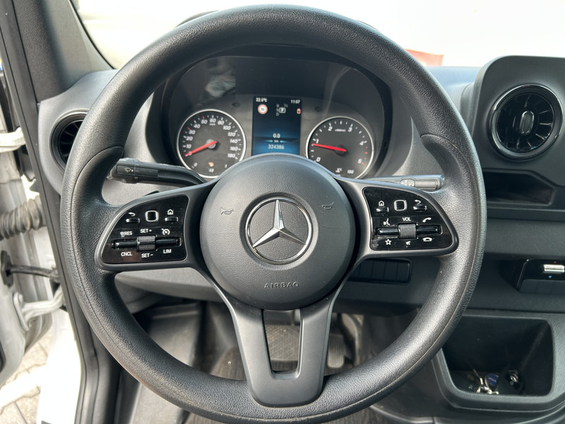 Mercedes-Benz Sprinter 515 1.9 CDI / Chassis Cabine / WB 433 cm / 324 dkm / APK TUV 03-26 - Dostavno vozilo: slika 5 Mercedes-Benz Sprinter 515 1.9 CDI / Chassis Cabine / WB 433 cm / 324 dkm / APK TUV 03-26 - Dostavno vozilo: slika 5