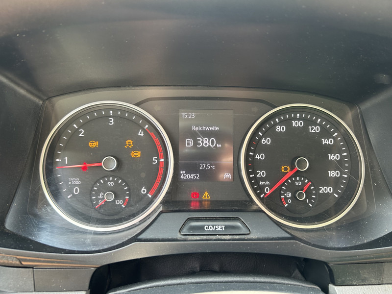 MAN TGE 3.180 2.0 Euro 6 / Box / 420 dkm / Loadlift / Cruise / NL Van - Dostavno vozilo sa zatvorenim sandukom: slika 4 MAN TGE 3.180 2.0 Euro 6 / Box / 420 dkm / Loadlift / Cruise / NL Van - Dostavno vozilo sa zatvorenim sandukom: slika 4