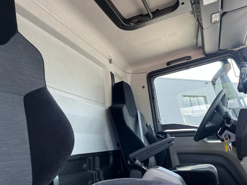 MAN TGM 18.250 / Carrier Koeler -30 gr / Chereau Frigobox / Laadklep / APK 06-26 - Hladnjača: slika 5 MAN TGM 18.250 / Carrier Koeler -30 gr / Chereau Frigobox / Laadklep / APK 06-26 - Hladnjača: slika 5