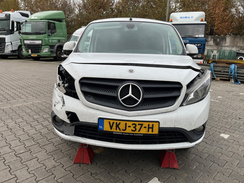 Mercedes-Benz Citan 109 CDI / Extra Lang / UNFALL / DAMAGE - Mali kombi: slika 2 Mercedes-Benz Citan 109 CDI / Extra Lang / UNFALL / DAMAGE - Mali kombi: slika 2
