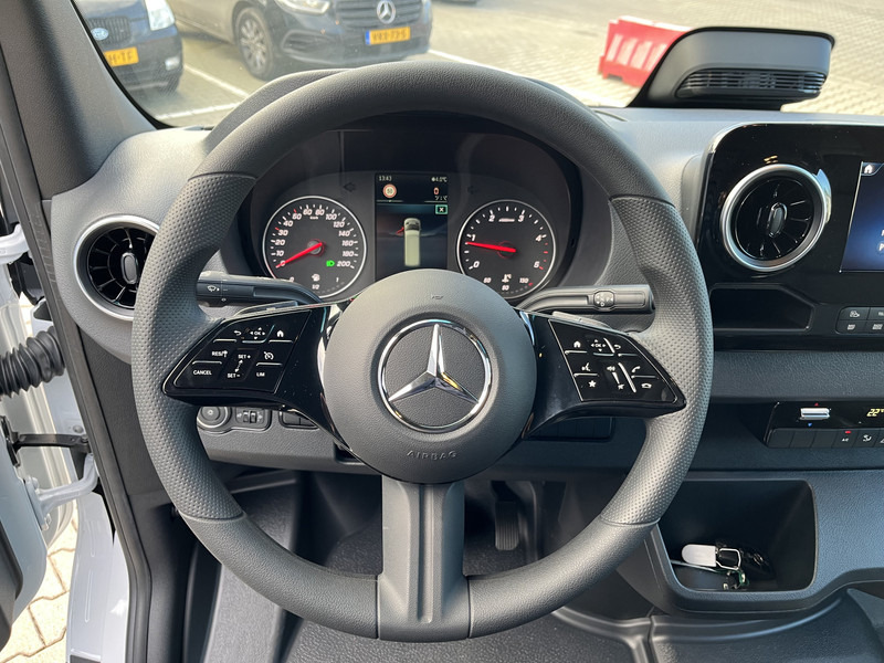 Mercedes-Benz Sprinter 317 1.9 CDI Select HD / Koel voorbereiding / L2 H2 - Dostavno vozilo hladnjača: slika 4 Mercedes-Benz Sprinter 317 1.9 CDI Select HD / Koel voorbereiding / L2 H2 - Dostavno vozilo hladnjača: slika 4