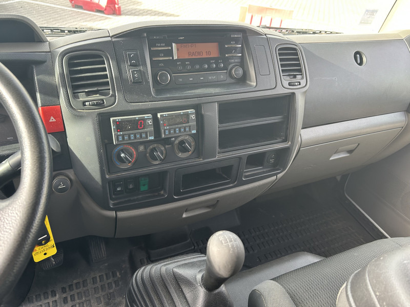 Nissan Cabstar NT400 / Duo Temp Frigo -30 gr / 175 dkm/ Blad - Blad / BE Van - Dostavno vozilo hladnjača: slika 5 Nissan Cabstar NT400 / Duo Temp Frigo -30 gr / 175 dkm/ Blad - Blad / BE Van - Dostavno vozilo hladnjača: slika 5