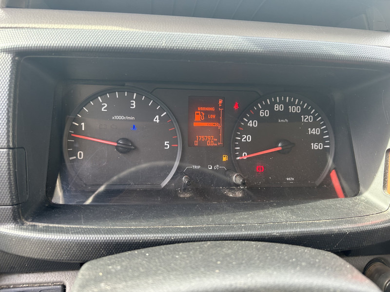 Nissan Cabstar NT400 / Duo Temp Frigo -30 gr / 175 dkm/ Blad - Blad / BE Van - Dostavno vozilo hladnjača: slika 4 Nissan Cabstar NT400 / Duo Temp Frigo -30 gr / 175 dkm/ Blad - Blad / BE Van - Dostavno vozilo hladnjača: slika 4