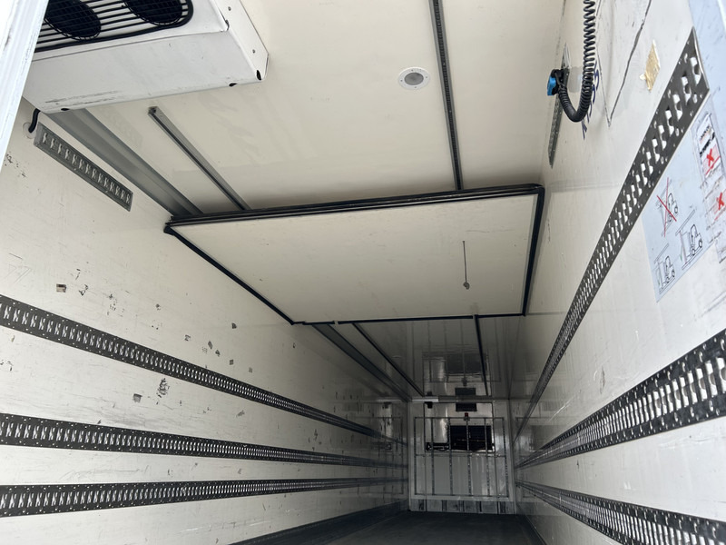 SYSTEM TRAILERS - VeDeCar / Thermo King Koeler -29 gr / Duo Temp / Laadklep 2500 kg / APK 07-26 - Poluprikolica hladnjače: slika 4 SYSTEM TRAILERS - VeDeCar / Thermo King Koeler -29 gr / Duo Temp / Laadklep 2500 kg / APK 07-26 - Poluprikolica hladnjače: slika 4