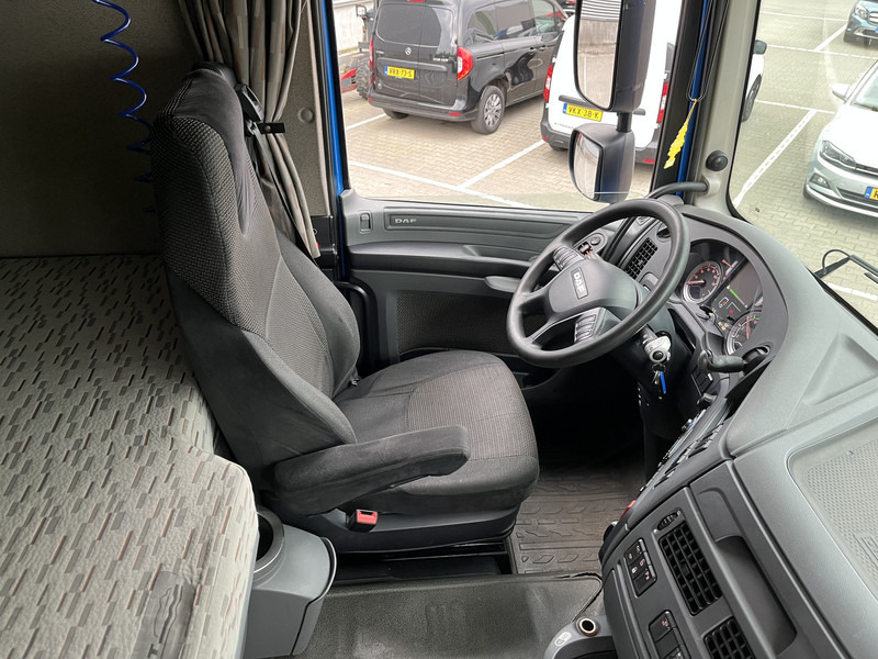 DAF XF 440 FT SC / Mega - Low Deck / 837 dkm / 2 Tanks / Stand Klima / Tacho V2 - Tegljač: slika 3 DAF XF 440 FT SC / Mega - Low Deck / 837 dkm / 2 Tanks / Stand Klima / Tacho V2 - Tegljač: slika 3