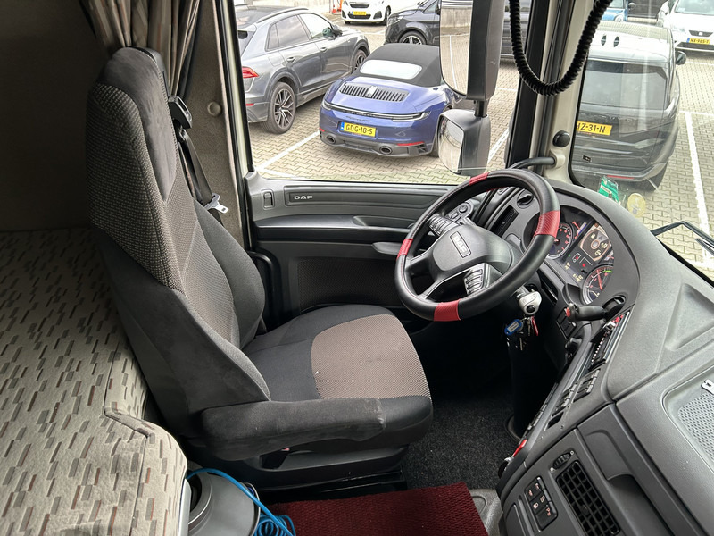 DAF XF 440 FT SC / Smart Tacho V2 / 2 Tanks / StandAirco / APK TUV 09-26 - Tegljač: slika 3 DAF XF 440 FT SC / Smart Tacho V2 / 2 Tanks / StandAirco / APK TUV 09-26 - Tegljač: slika 3