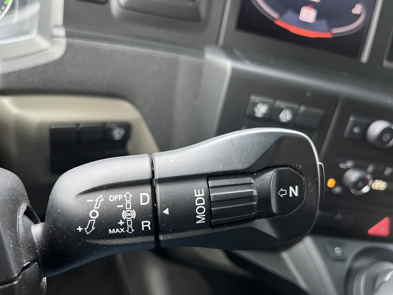 MAN TGX 18.470 GX / ZF Retarder / Full LED / 2 Tanks / APK TUV 01-26 - Tegljač: slika 5 MAN TGX 18.470 GX / ZF Retarder / Full LED / 2 Tanks / APK TUV 01-26 - Tegljač: slika 5
