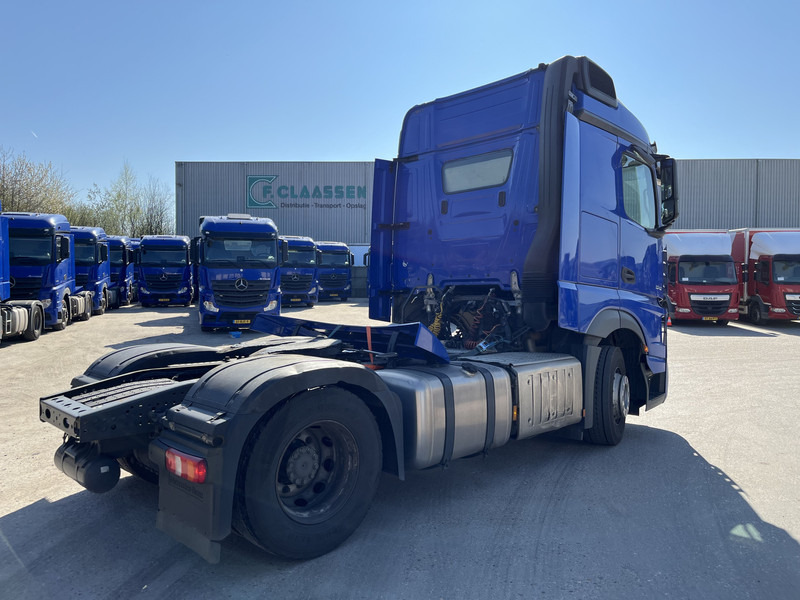 Mercedes-Benz Actros 1842 Streamspace / 873 dkm / 2 Tanks / NL Truck - Tegljač: slika 2 Mercedes-Benz Actros 1842 Streamspace / 873 dkm / 2 Tanks / NL Truck - Tegljač: slika 2