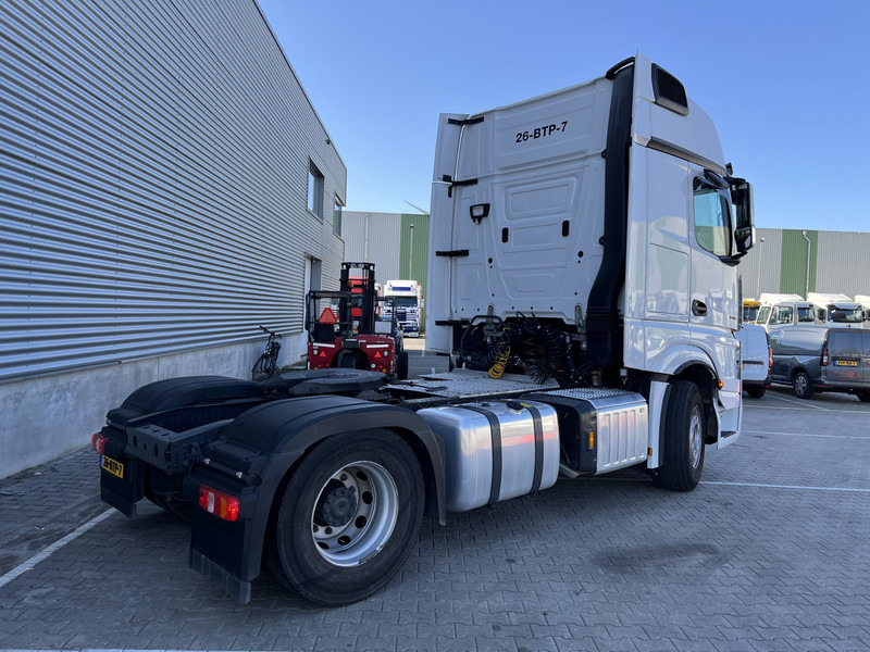 Mercedes-Benz Actros L 1845 Gigaspace / 2 Tanks / Stand Klima / APK TUV 11-25 - Tegljač: slika 2 Mercedes-Benz Actros L 1845 Gigaspace / 2 Tanks / Stand Klima / APK TUV 11-25 - Tegljač: slika 2