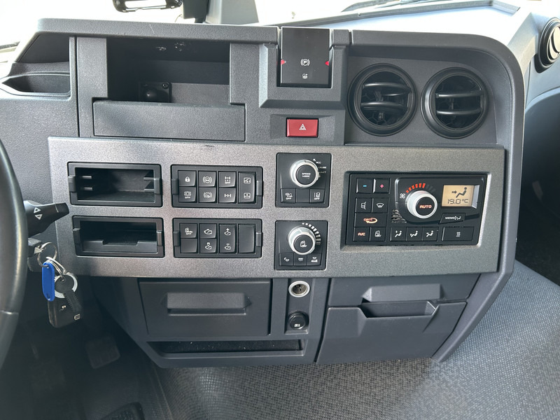 Renault T 460 Euro 6 D / 373 dkm / Smart Tacho / 2 Tanks / APK TUV 01-26 - Tegljač: slika 5 Renault T 460 Euro 6 D / 373 dkm / Smart Tacho / 2 Tanks / APK TUV 01-26 - Tegljač: slika 5