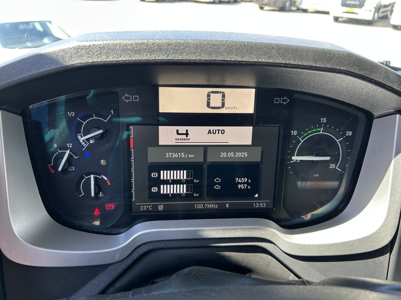 Renault T 460 Euro 6 D / 373 dkm / Smart Tacho / 2 Tanks / APK TUV 01-26 - Tegljač: slika 4 Renault T 460 Euro 6 D / 373 dkm / Smart Tacho / 2 Tanks / APK TUV 01-26 - Tegljač: slika 4