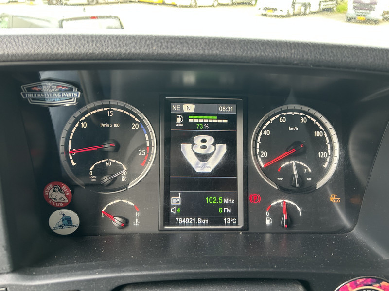 Scania R520 V8 / Showtruck / Buffl Special Interior / Vol Lucht / Retarder - Tegljač: slika 4 Scania R520 V8 / Showtruck / Buffl Special Interior / Vol Lucht / Retarder - Tegljač: slika 4