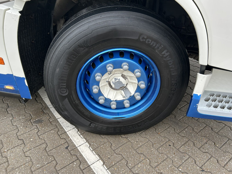 Tegljač Volvo FH 500 Globetrotter / 775 dkm / New Tacho V2 / VEB+ / PTO Hydraulic: slika 15 Tegljač Volvo FH 500 Globetrotter / 775 dkm / New Tacho V2 / VEB+ / PTO Hydraulic: slika 15