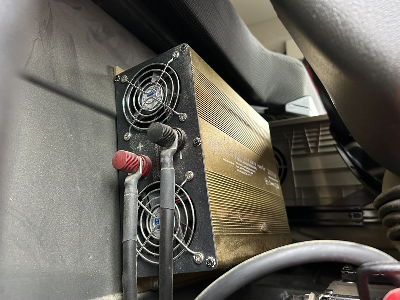 Tegljač Volvo FH 500 Globetrotter / 775 dkm / New Tacho V2 / VEB+ / PTO Hydraulic: slika 11 Tegljač Volvo FH 500 Globetrotter / 775 dkm / New Tacho V2 / VEB+ / PTO Hydraulic: slika 11