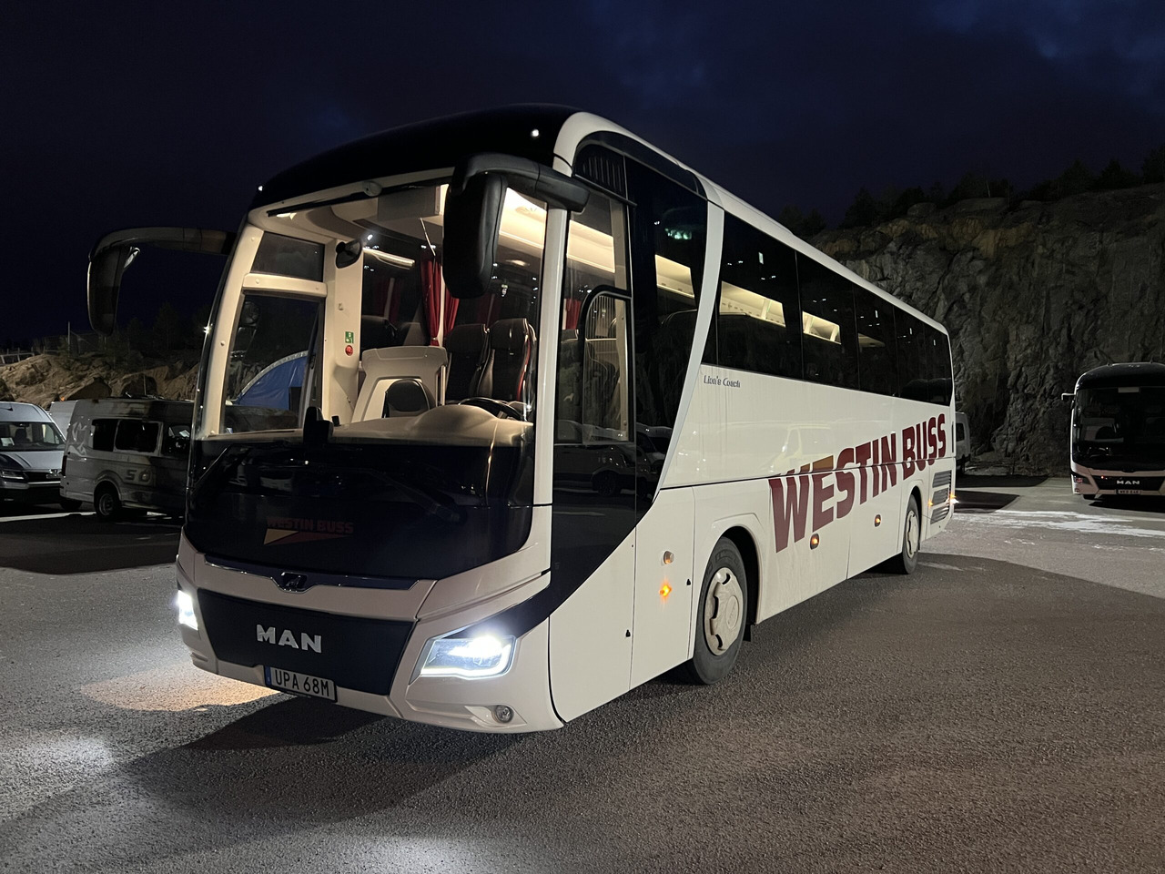 MAN Lions Coach R07 Euro 6D - Turistički autobus: slika 2 MAN Lions Coach R07 Euro 6D - Turistički autobus: slika 2