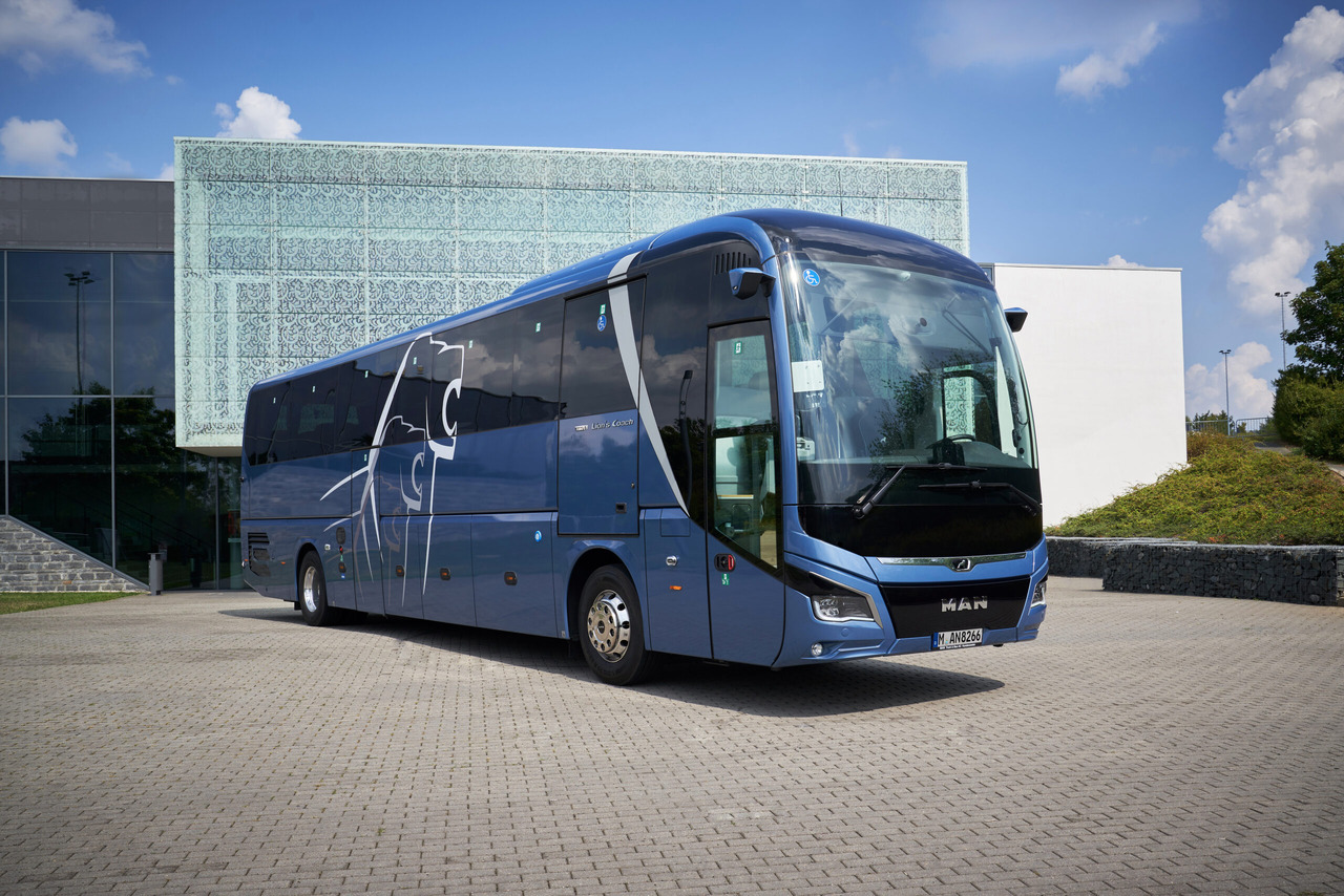 MAN Lions Coach R07 Euro 6E - Turistički autobus: slika 1 MAN Lions Coach R07 Euro 6E - Turistički autobus: slika 1
