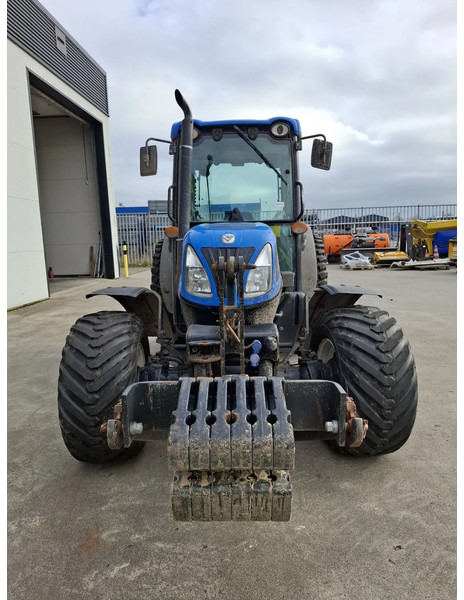 New Holland T 4040 F T4040F - Traktor: slika 4 New Holland T 4040 F T4040F - Traktor: slika 4