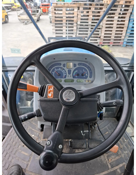 New Holland T5050 T5050 - Traktor: slika 5 New Holland T5050 T5050 - Traktor: slika 5