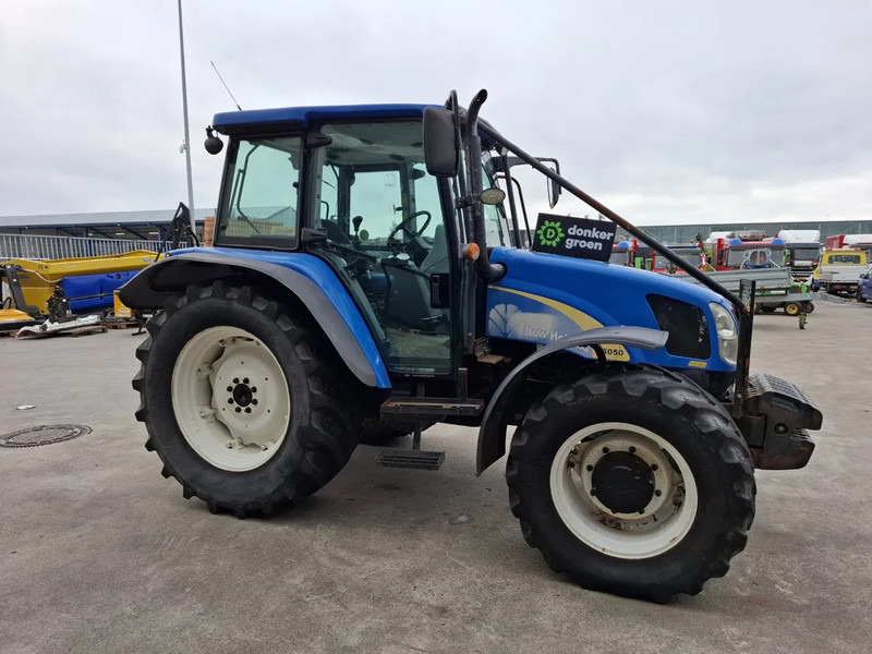 New Holland T5050 T5050 - Traktor: slika 2 New Holland T5050 T5050 - Traktor: slika 2